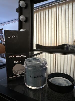 MAC Pigments Eye Shadow Full Size 7.5 g/.26oz New With Box Color Is SKY BLUE