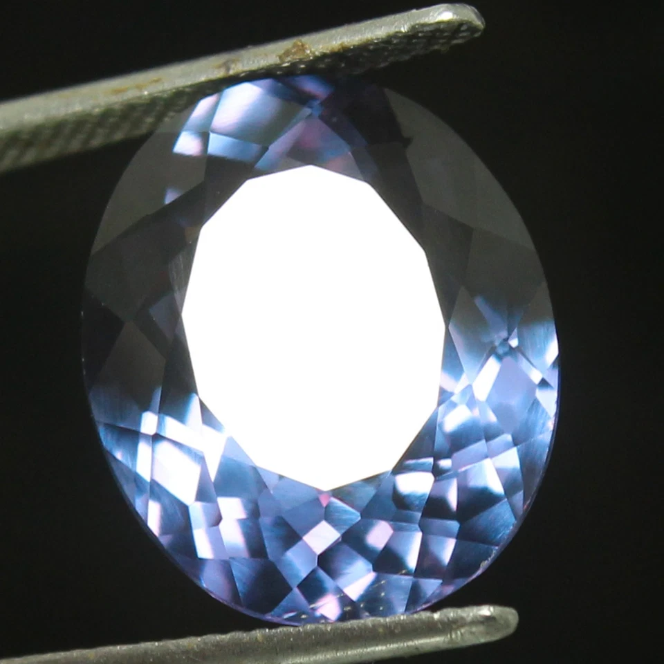 Pietra preziosa ovale sfusa 17x14 mm alessandrite naturale 18,45 ct certifica... - Immagine 4 di 4