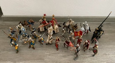 Schleich Ritter Figuren Konvolut Ritter,Pferde   23 Ritter + 6 Pferde