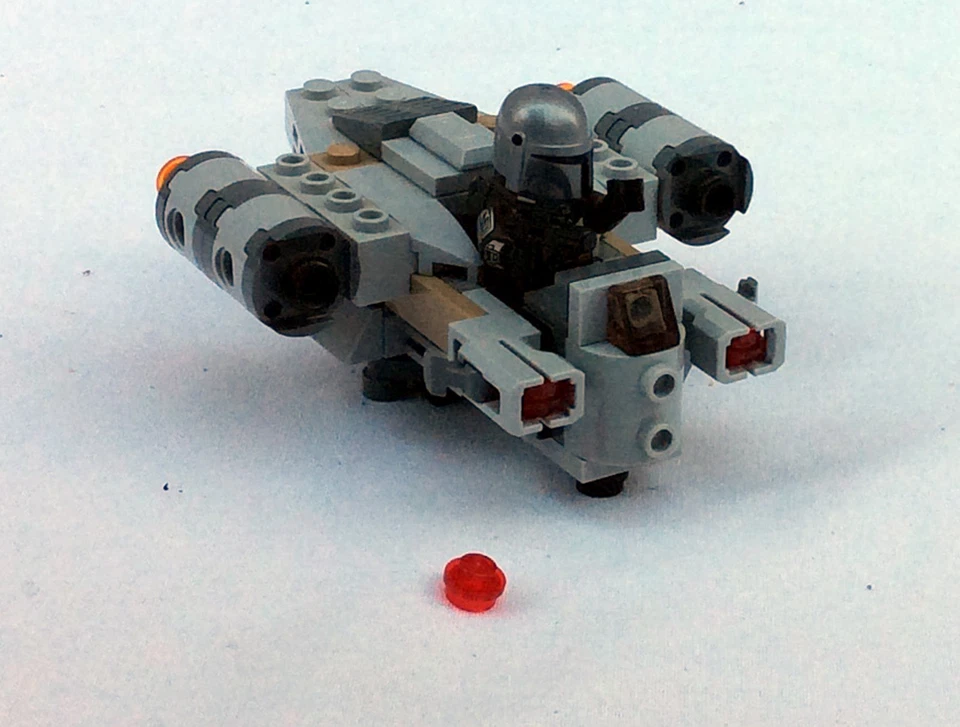 LEGO Star Wars 75321 The Razor Crest Microfighter