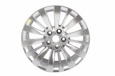 Genuine Gm 18x8.5-inch Aluminum Wheel 20984817 Genuine Gm 18x8.5-inch Aluminum Wheel 20984817