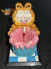 Garfield Pen Holder Model Building Blocks  Set Balody Garfield With Shake