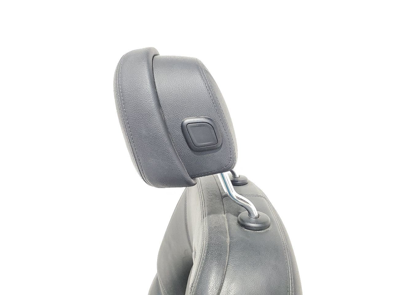 2018 Maserati Levante OEM Front Right Seat