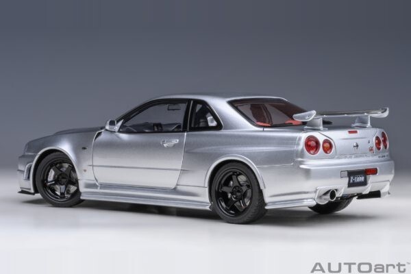 Autoart Nissan Skyline GT-R (R34) Z-tune (Z-tune Silver) 1 Autoart Nissan Skyline GT-R (R34) Z-tune (Z-tune Silver) 1