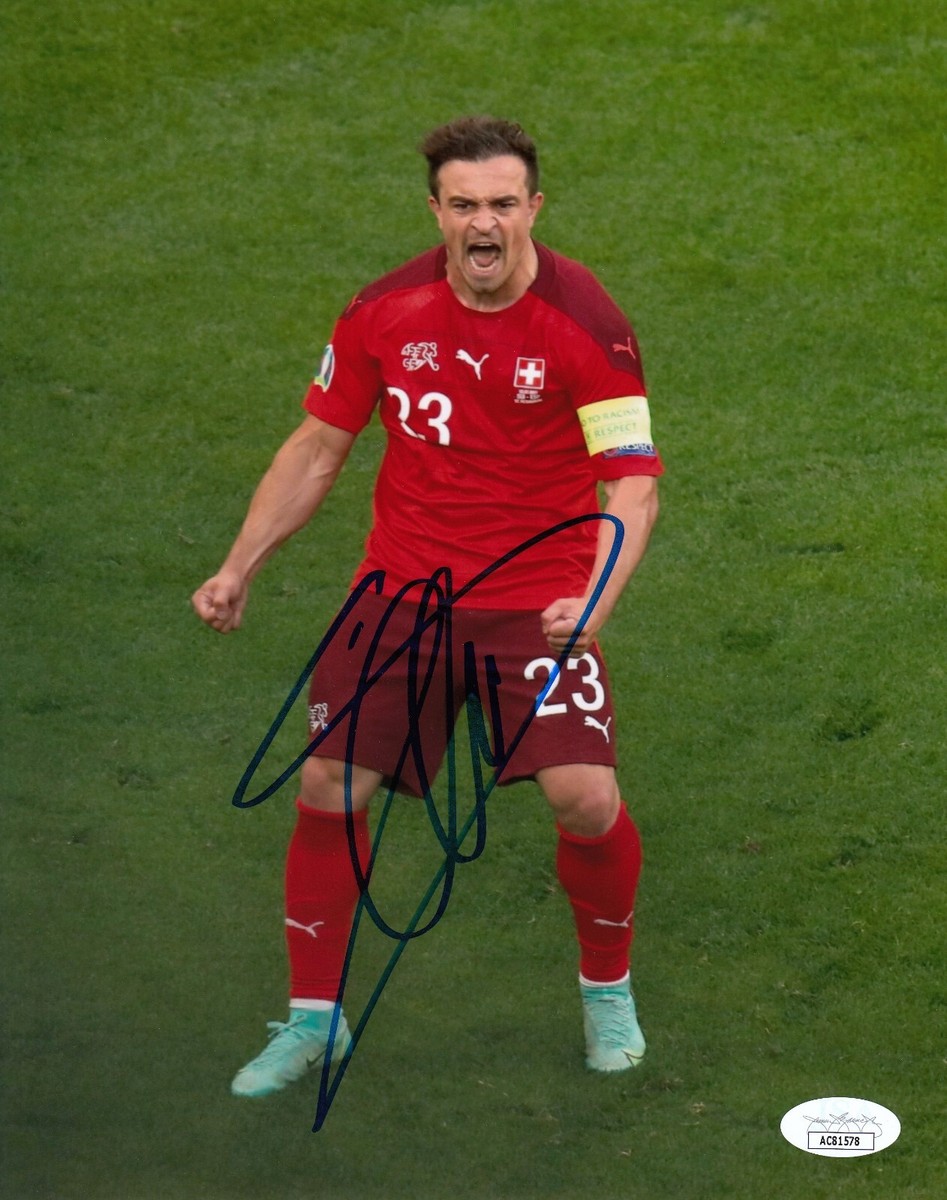趙繼偉　サイン写真 XHERDAN SHAQIRI WORLD CUP SOCCER AUTOGRAPHED SIGNED PHOTO 8X10 COA