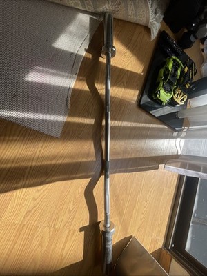 Brand New 47  8.8 KG Olympic EZ Curl Bar, Silicon Plates, Barbell Clips,