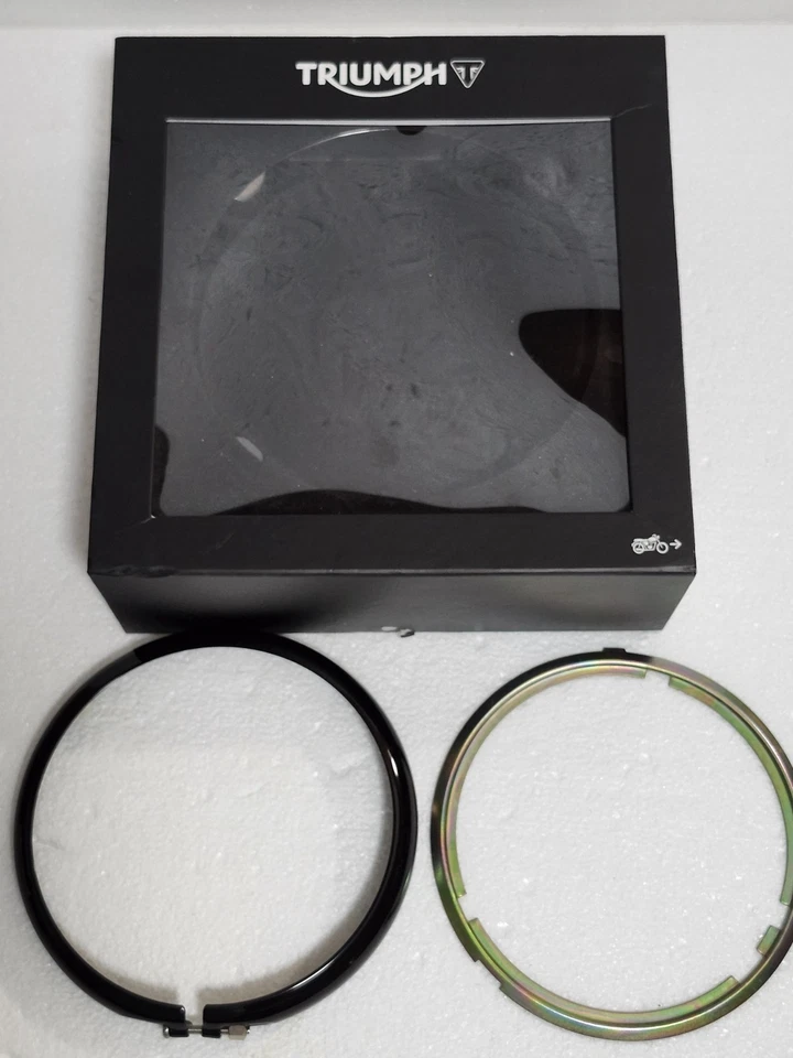 Nuevo anillo de ajuste de faros negro Triumph Bonneville Bobber 2017-2022 OEM # A9830103 Foto 2 de 4