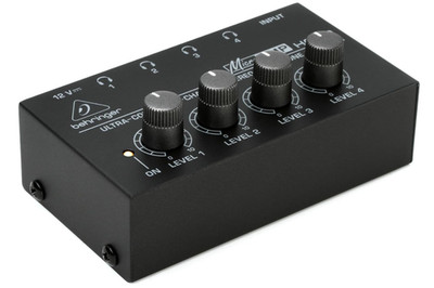 Behringer 4-Kanal Microamp HA400 Ultrakompakter Stereo Kopfhörerverstärker