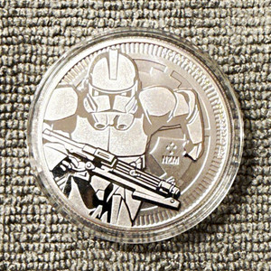 Star Wars Stormtrooper Niue 2019 $2 0.999 Silver Coin Queen Elizabeth II