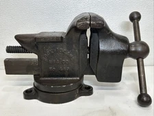 Vintage Rock Island 593 Bench Vise Swivel Anvil  4" Jaws USA **SEE VIDEO**