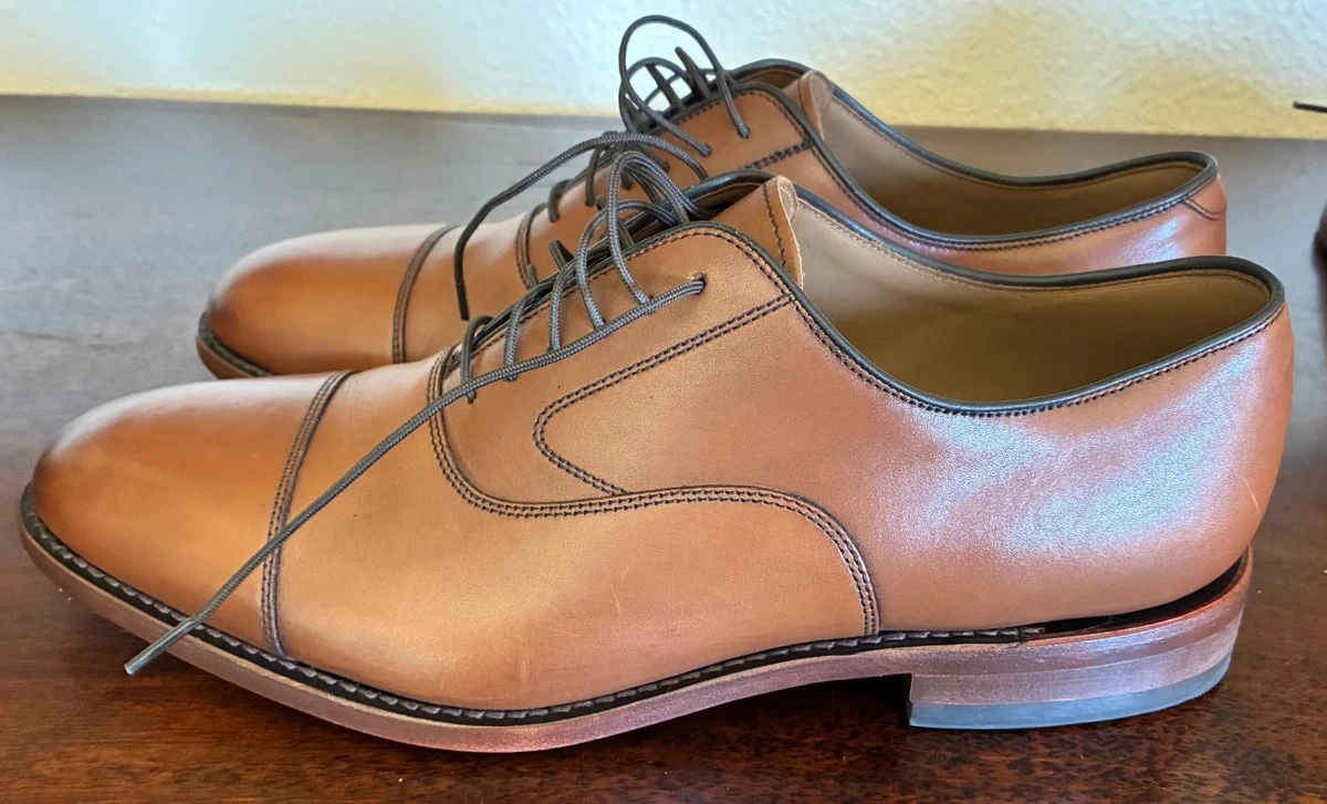 Johnston & Murphy Leather Upper Solid Dress Shoes for Men  display picture 1
