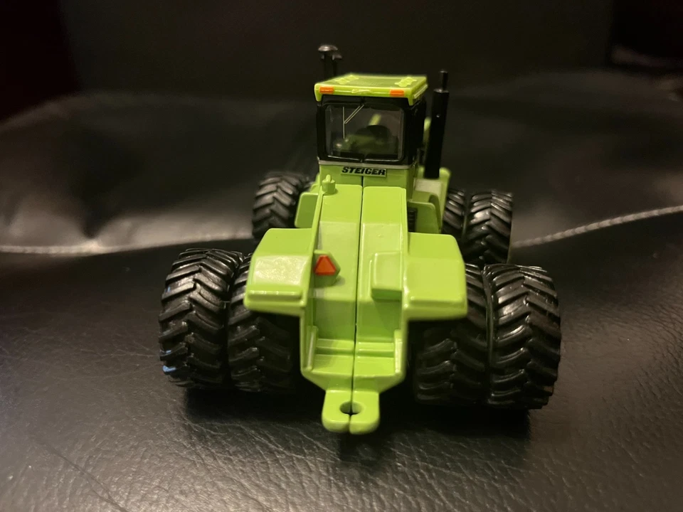 1/64 2012 National Farm Toy Show ERTL Steiger Tiger KP-525 - Image 4 of 4