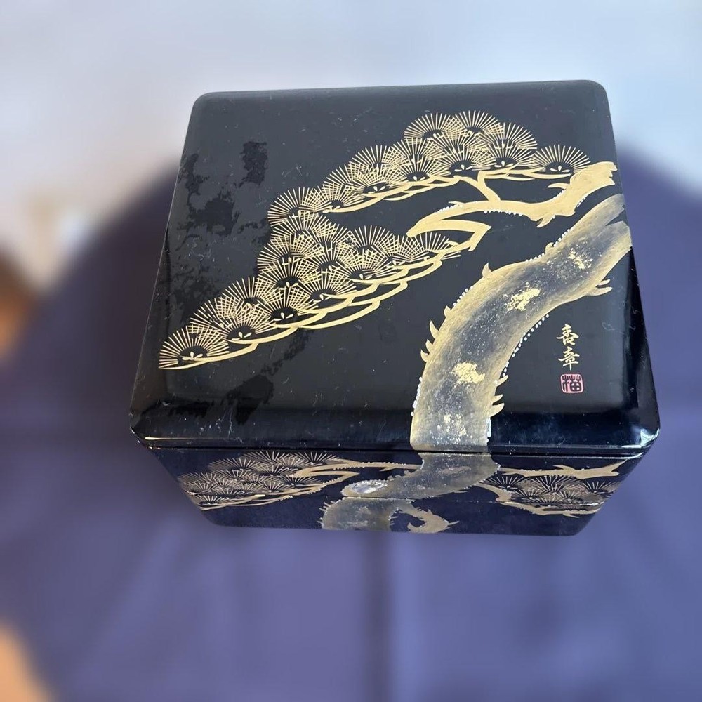 Jubako Bento Box Japanese Baibako Black with Golden Dragon Pine Design
