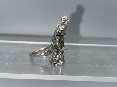 Metallfigur Zwerge mit Ösen und Schlüsselanhänger Zwerg mit Hand am Kinn