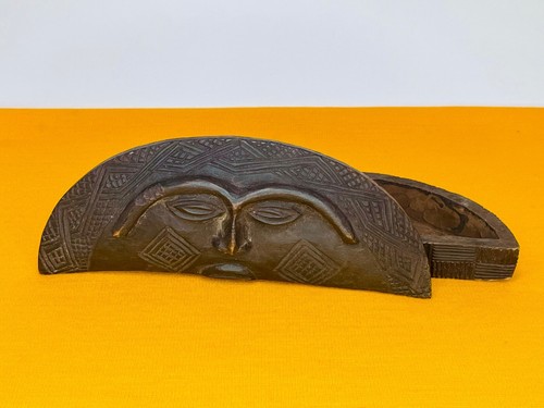 Kuba Box. Ngedi Mu Ntey. Tukala Container. Kuba Peoples. Congo, Central Africa. - Picture 8 of 13