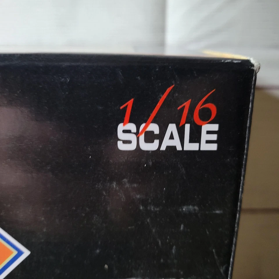 Speccast Allis Chalmers D-14 LP Gas w/No.254 new idea mower detailed diecast - Image 3 of 4