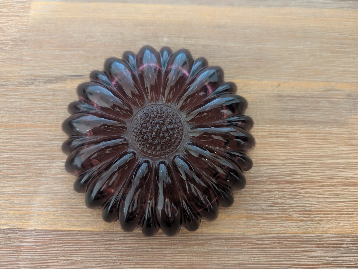 Vintage Hazel Atlas Sunflower Daisy Amethyst Glass Dish