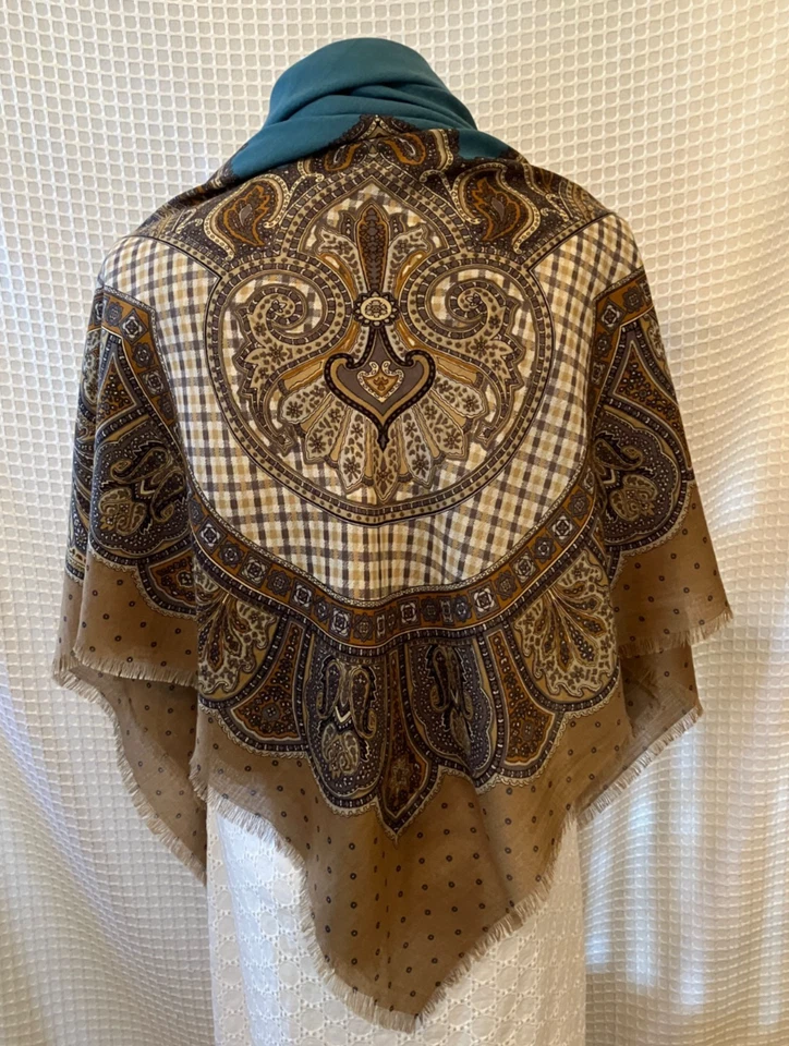 Bufanda/chal/envoltura Aquascutum of London, mezcla de lana y seda multicolor 55" cuadrado Foto 4 de 4