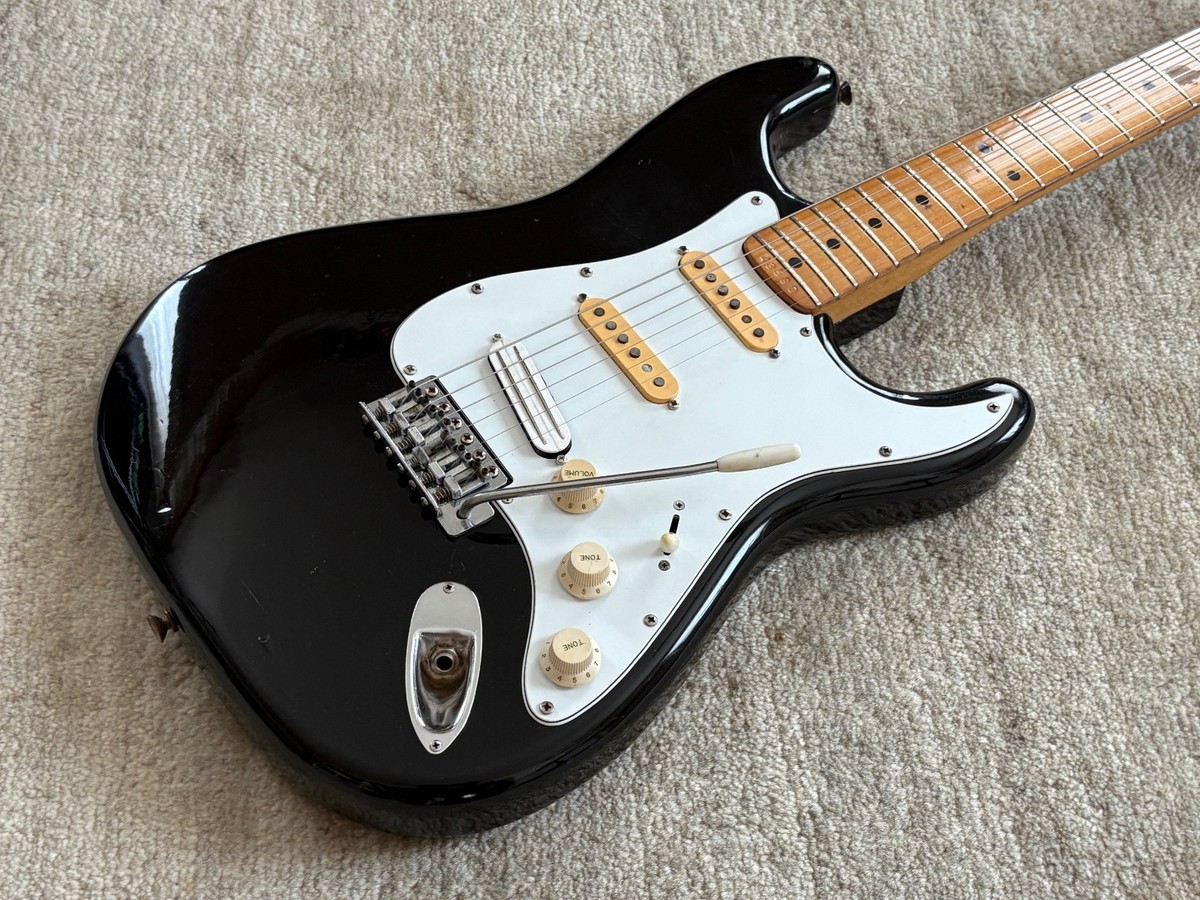 Fernandes FST-60 Burny Custom '74 Vintage MIJ Electric Guitar Made