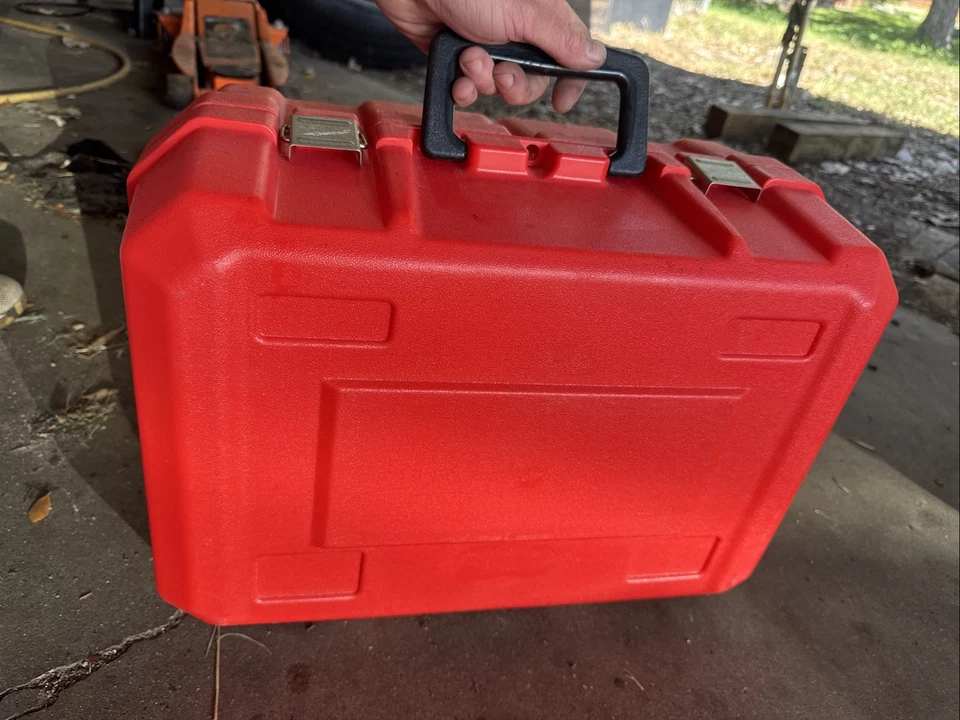 Milwaukee 6390-21 Estuche Rígido SOLO Sierra Circular Bloqueo de Inclinación VACÍO SIN HERRAMIENTAS  Foto 3 de 4