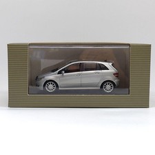 1/43  Mercedes-Benz B-class silver 666505