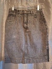 Vintage Jordache Denim Skirt Black acid wash with side zipper accents Sz 7