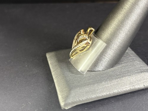 10k Yellow Gold Heart Pendant *READ DESCRITPION* - Picture 2 of 6