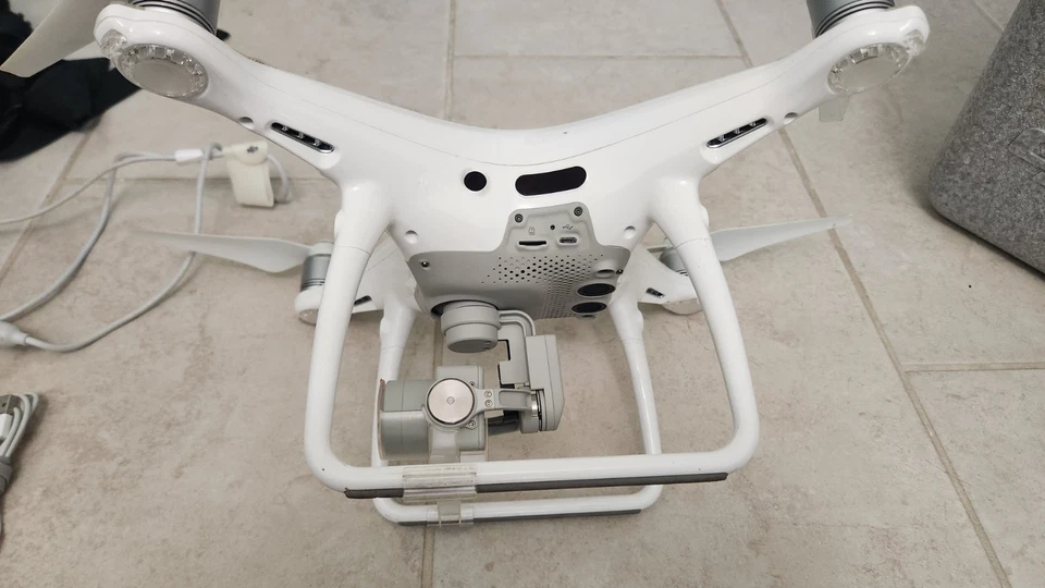 DJI Phantom 4 Pro Model WM331A with lots of accessories - Check Description - Image 4 of 4