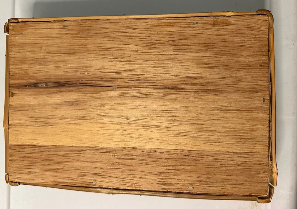 Бамбуковый винтажный настольный держатель салфеток с многоразовыми рулонными салфетками Tiki - Изображение 3 из 4