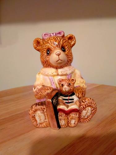 Vintage Mom bear with Cub shaker