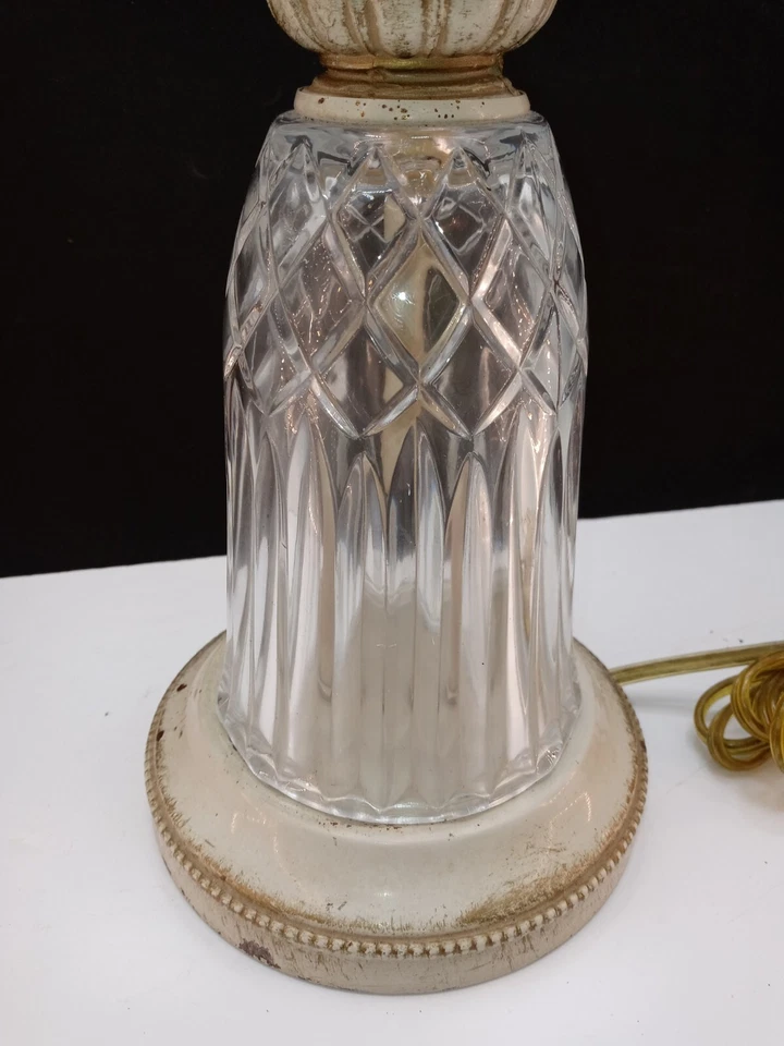 Vintage Cast Palm Leaf and Glass Table Lamp No Shade - Image 4 of 4