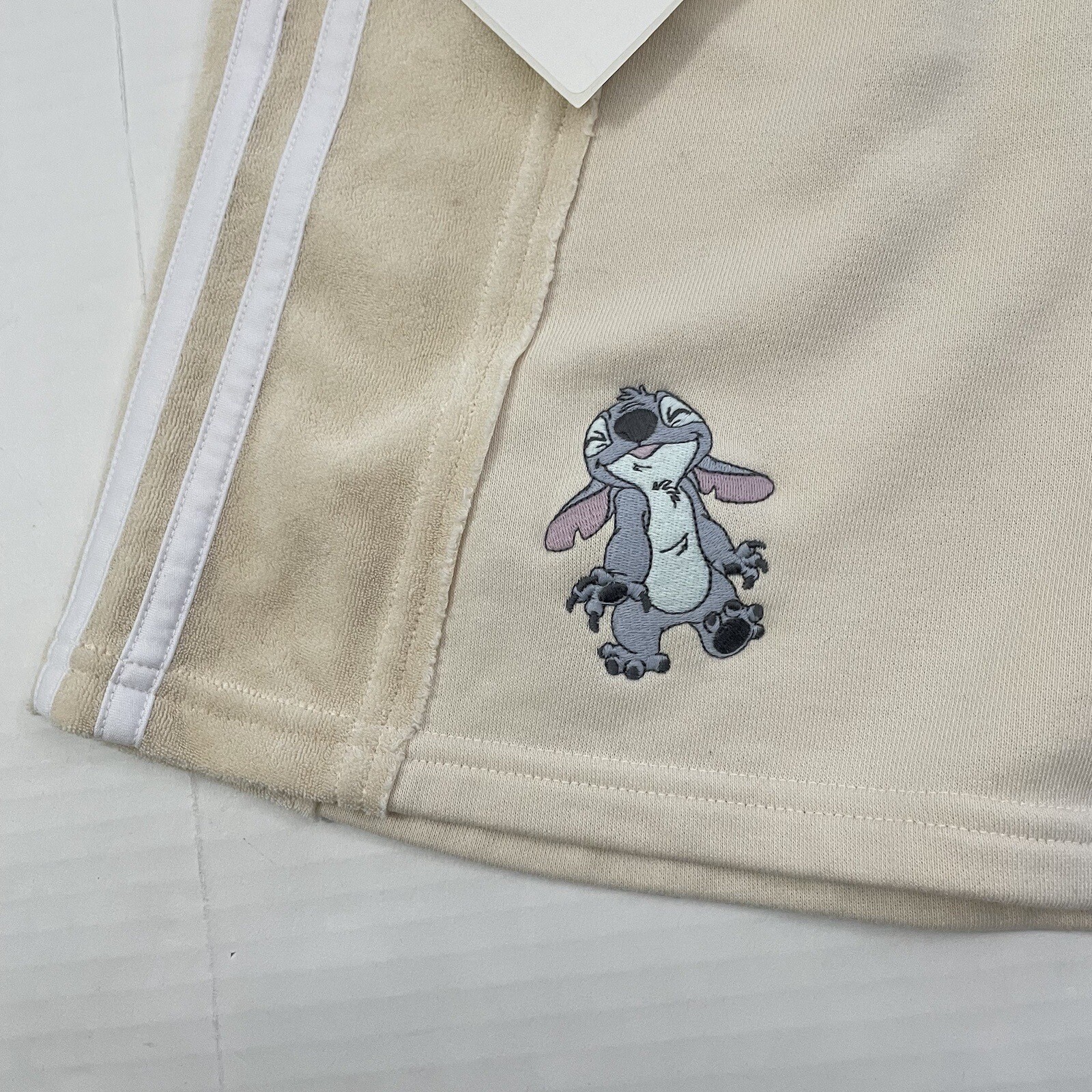 Picture 2 of 20