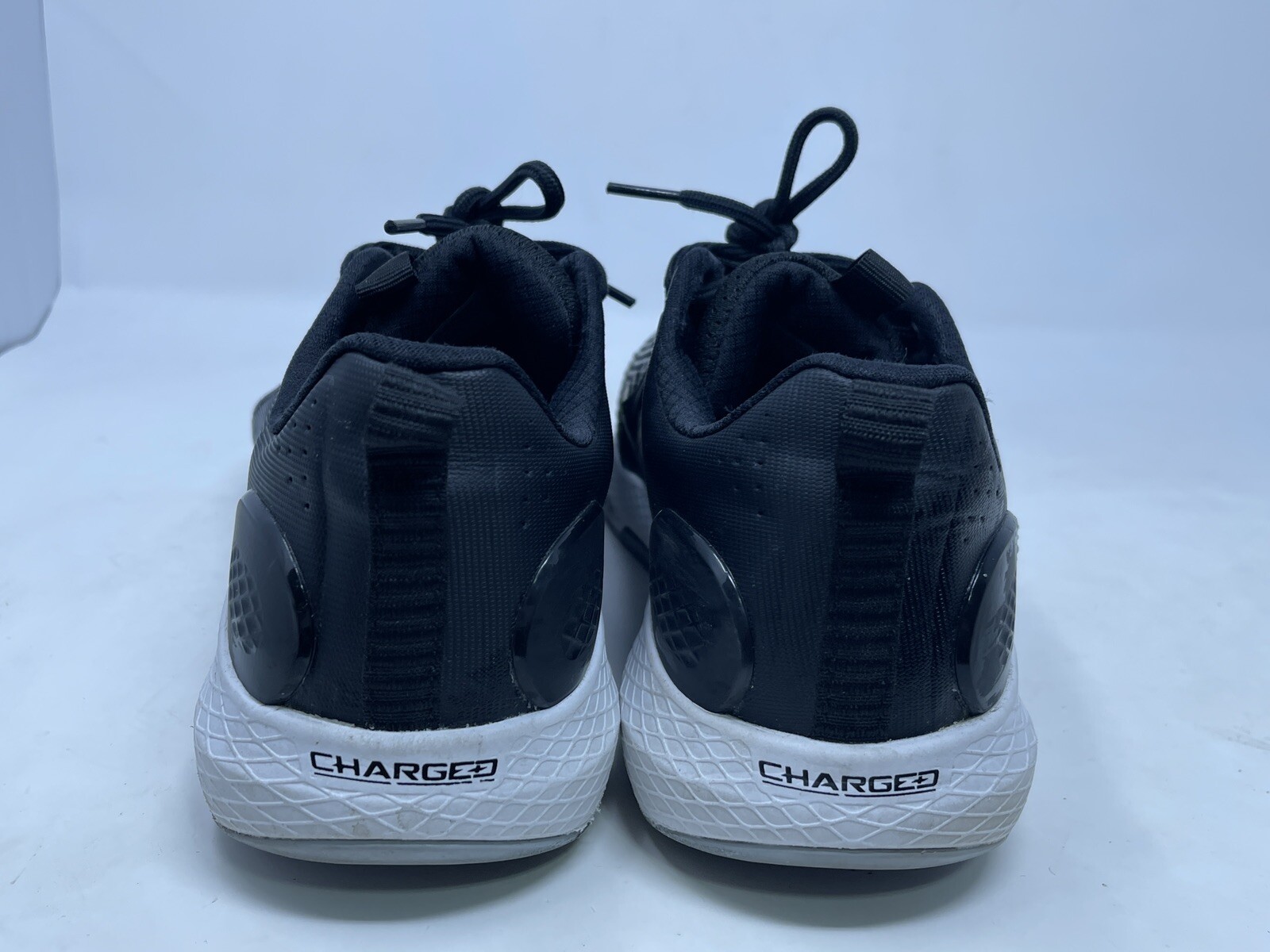 Under Armour UA Charged Commit Trainers Size 10.5 - image 3