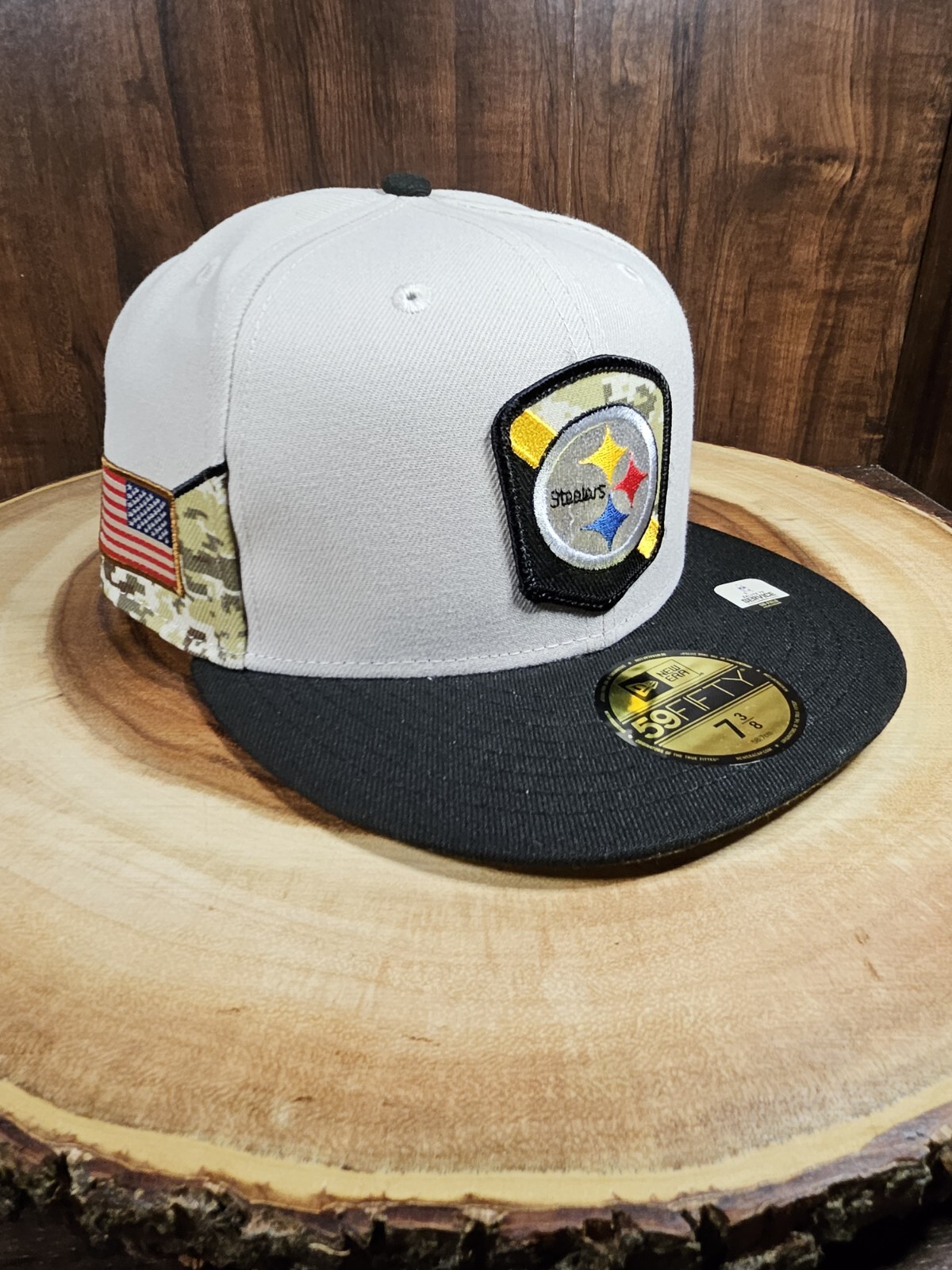 Pittsburgh Steelers Salute To Service Fitted Cap Size 7.5 by New Era