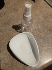 2 Piece Home Barista Coffee Bean Kit With Dosing Cup And 2 Ounce Spritz Bottle 