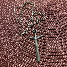 VINTAGE RELIGIOUS MODERNIST STERLING SILVER CROSS PENDANT NECKLACE 22  CHAIN