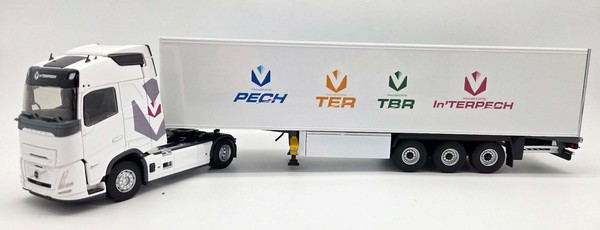 Eligor - Volvo Fh Aero 4X2 Mit 3-Achs-AnhäNger In'terpech - 1/43 - ELI118616-image