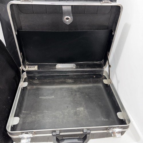 Vintage Platt Tool Case with Leather Tool Pallet 17”x13.5”x6” made in USA - Picture 19 of 24