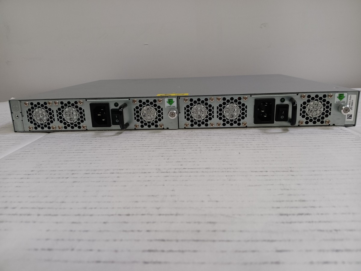 IBM 8960-R64 64GB 48 port FC switch SAN64B-7 Brocade BR-G720 w/(48