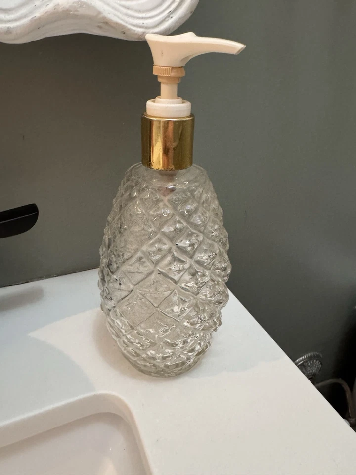 Vintage Super CUTE w/ anthropology vibes, Crystal/ glass soap dispenser - Image 2 of 4