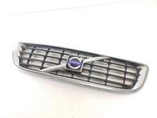 Calandre Volvo V50