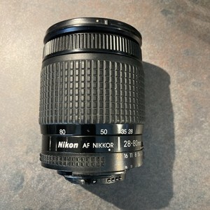Nikon AF Nikkor 28-80mm f/3.3-5.6G Zoom Lens