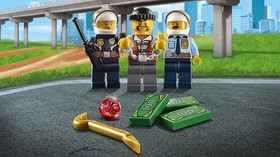 LEGO City Police Truck Command Center 60139 Building Toy