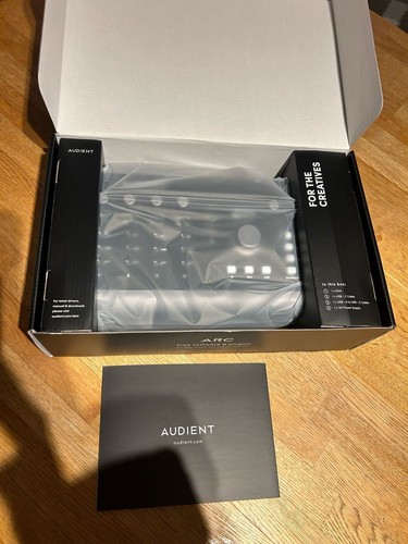 Audient iD44 MKII USB Audio Interface (NEW) - Bild 3 von 3