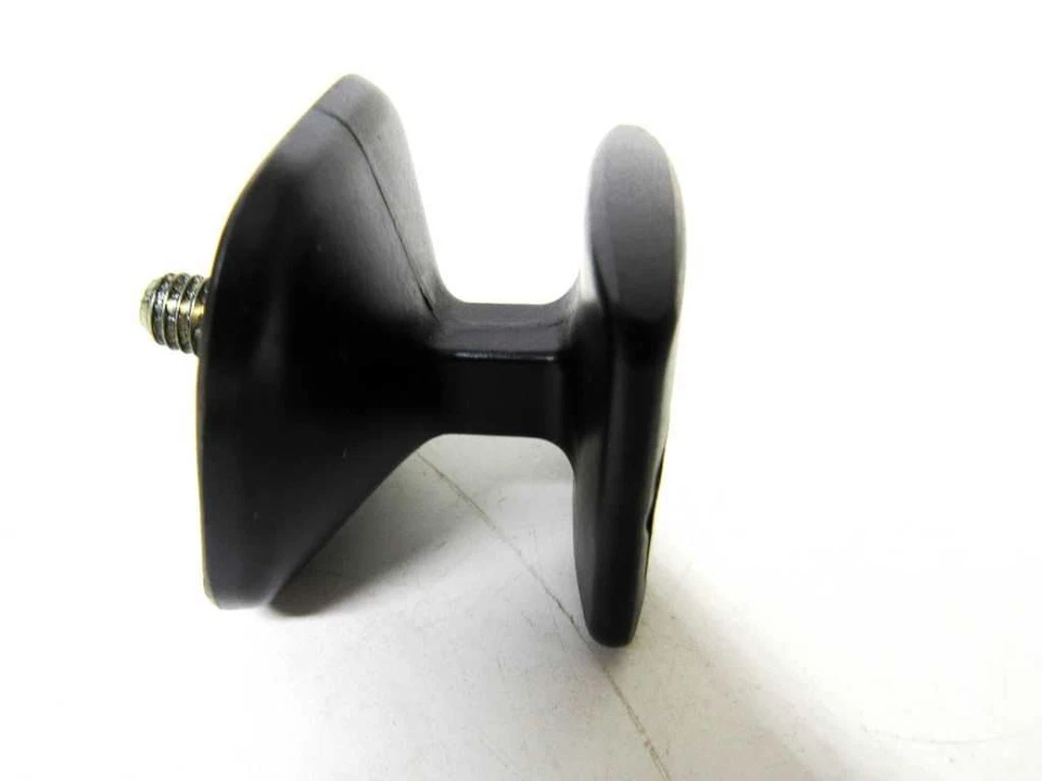 73-80 Mercedes W116 450SEL 280S 300SD parachoques trasero montaje en metal lado izquierdo o derecho Foto 4 de 4