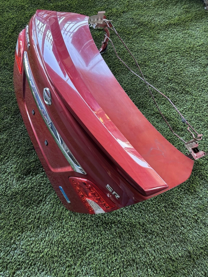 Оригинальный комплект крышки багажника/крышки для Nissan Sentra 2013-2019 годов выпуска. - Изображение 2 из 4