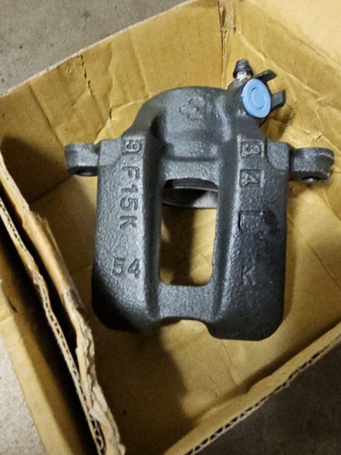 NOS ACDELCO 94386705 Disc Brake Caliper Front Left - Picture 6 of 12
