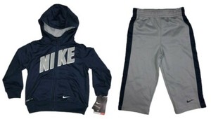 nike therma tracksuit
