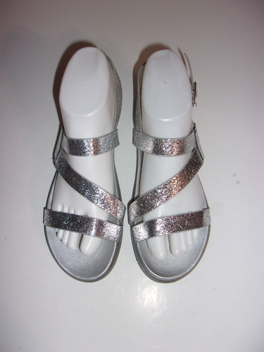 NEW ROUGE Helium Women's Silver Open Toe Sandals  SIZE 8M - Photo 1/5