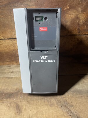 DANFOSS VLT HVAC BASIC DRIVE 136G9000 *UNTESTED* *FREE SHIPPING*